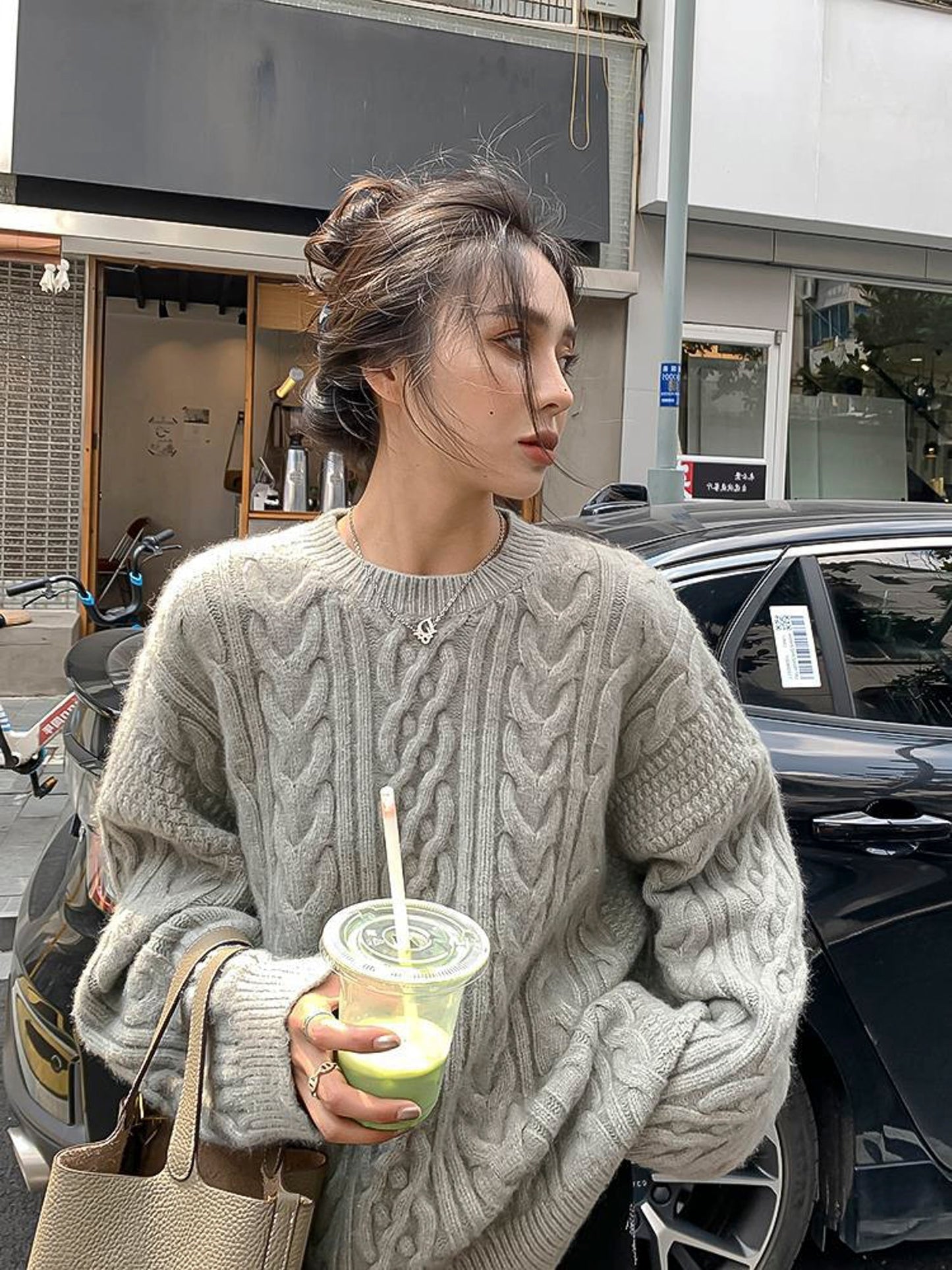 Vintage Twisted Knit Sweater: 2023 New Arrival Loose-Fit Retro Women's Sweater for Cozy Fall-Winter Outerwear -  - DINIBLO 