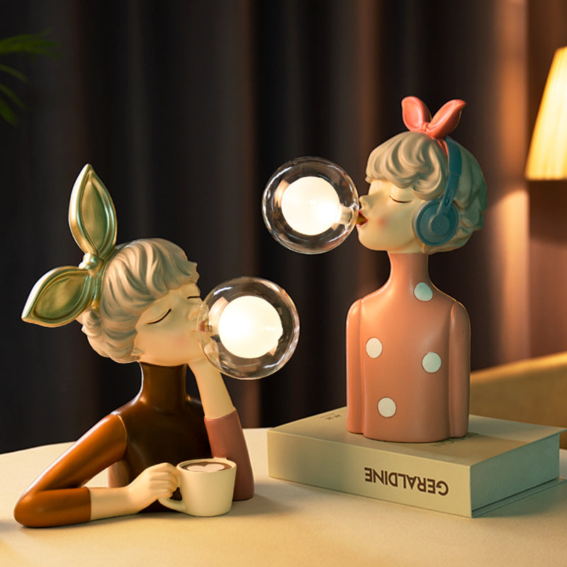 Elegant Girl Resin Table Lamp - Table Lamp - DINIBLO 