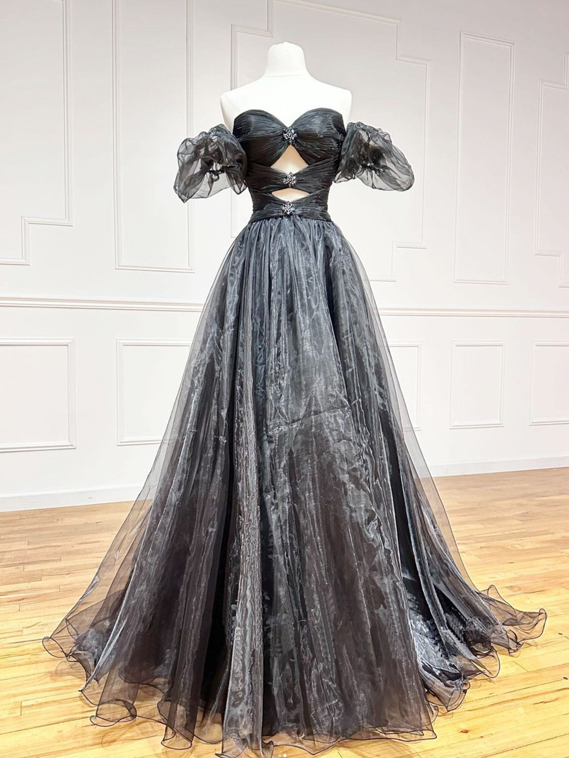 Aspen |A-Line Black Organza Long Prom Dress - Prom Dress - DINIBLO 