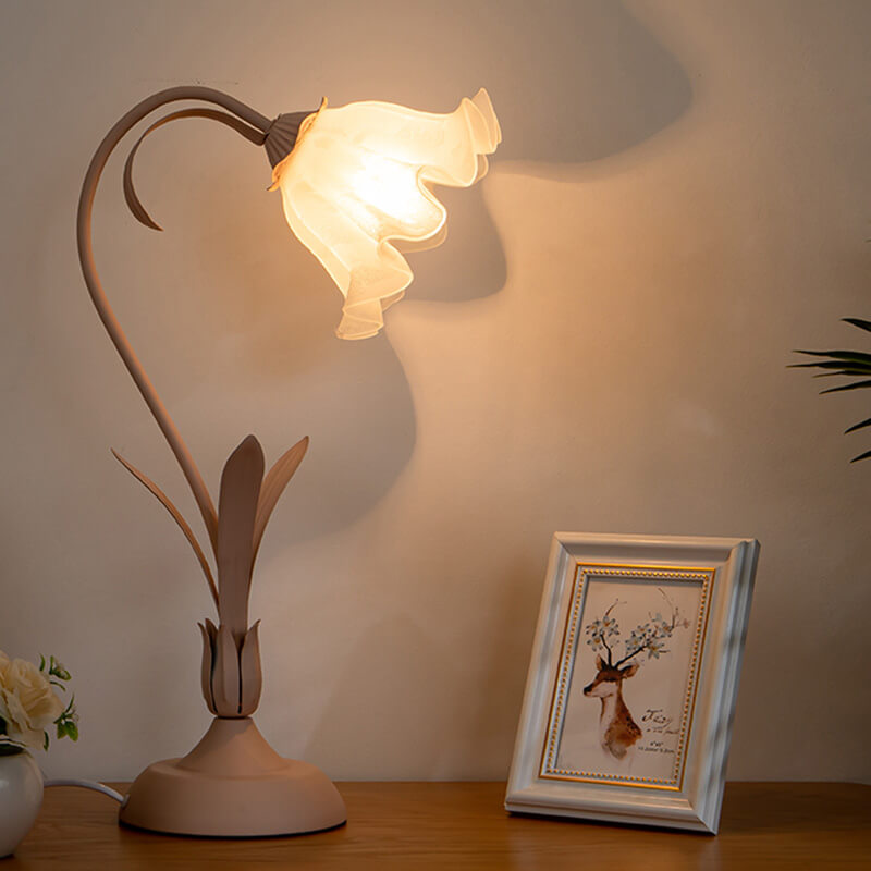 Romantic Flower Table Lamp - Table Lamp - DINIBLO 