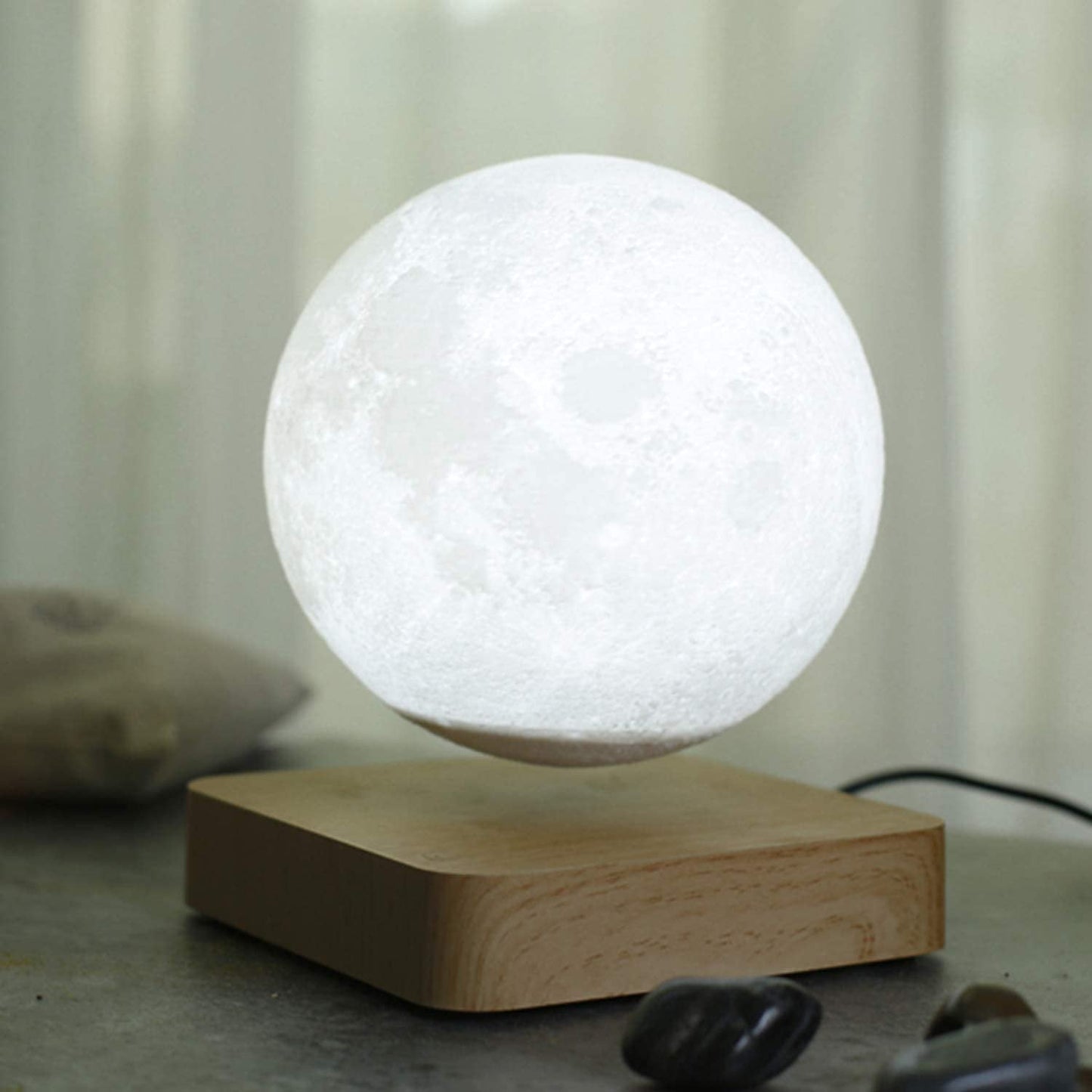 Levitating Moon Lamp - Levitating Moon Lamp - DINIBLO 