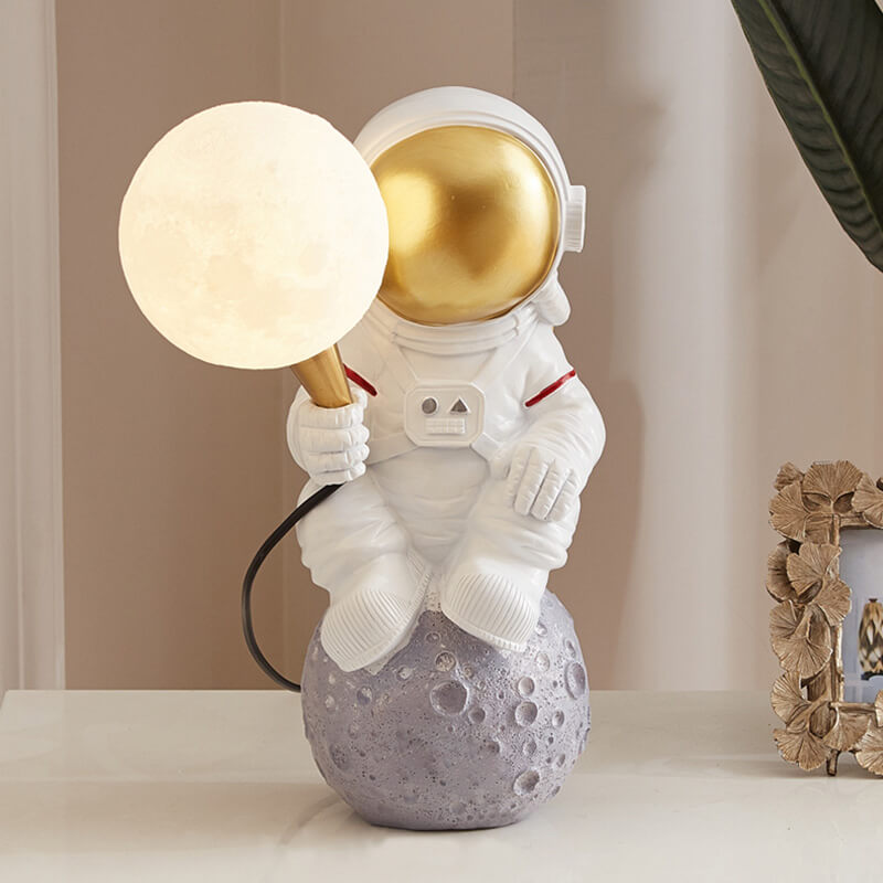 Astronaut Resin Table Lamp - LAMP - DINIBLO 