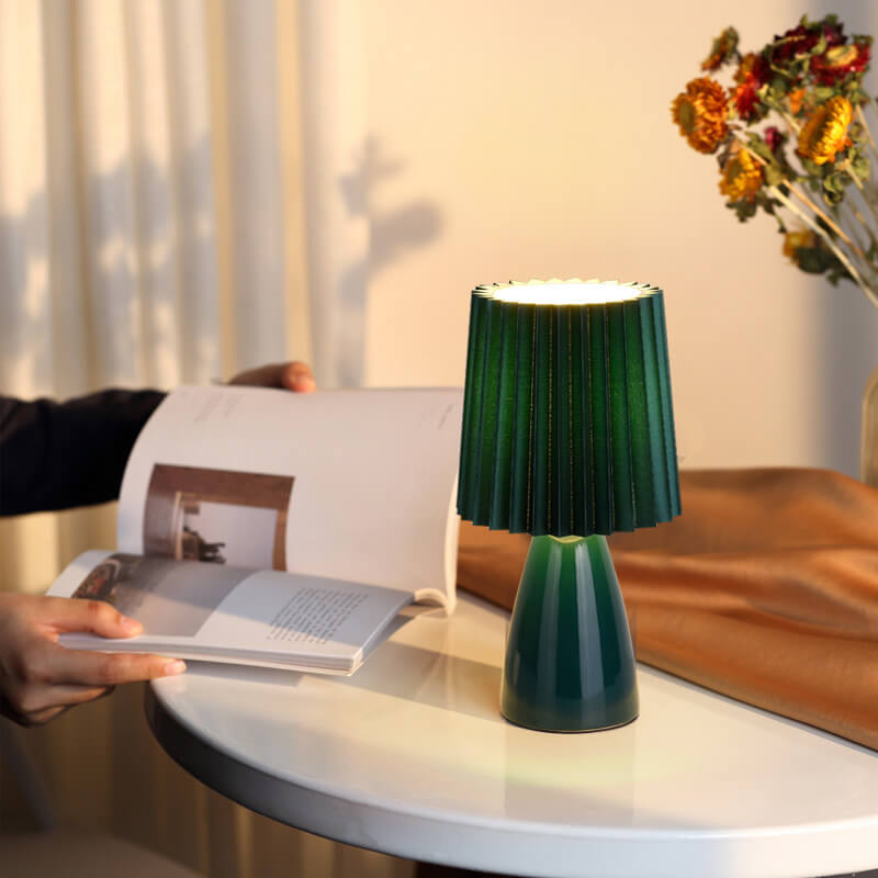 Ceramic Pleated Table Lamp - Table Lamp - DINIBLO 