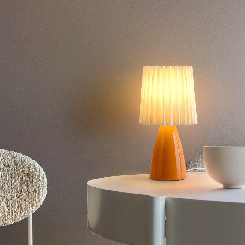 Ceramic Pleated Table Lamp - Table Lamp - DINIBLO 