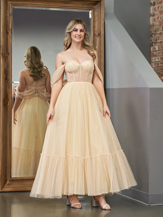 Nova | A-Line Champagne Tulle Sweetheart Tea-Length Prom Dress - Homecoming Dress - DINIBLO 