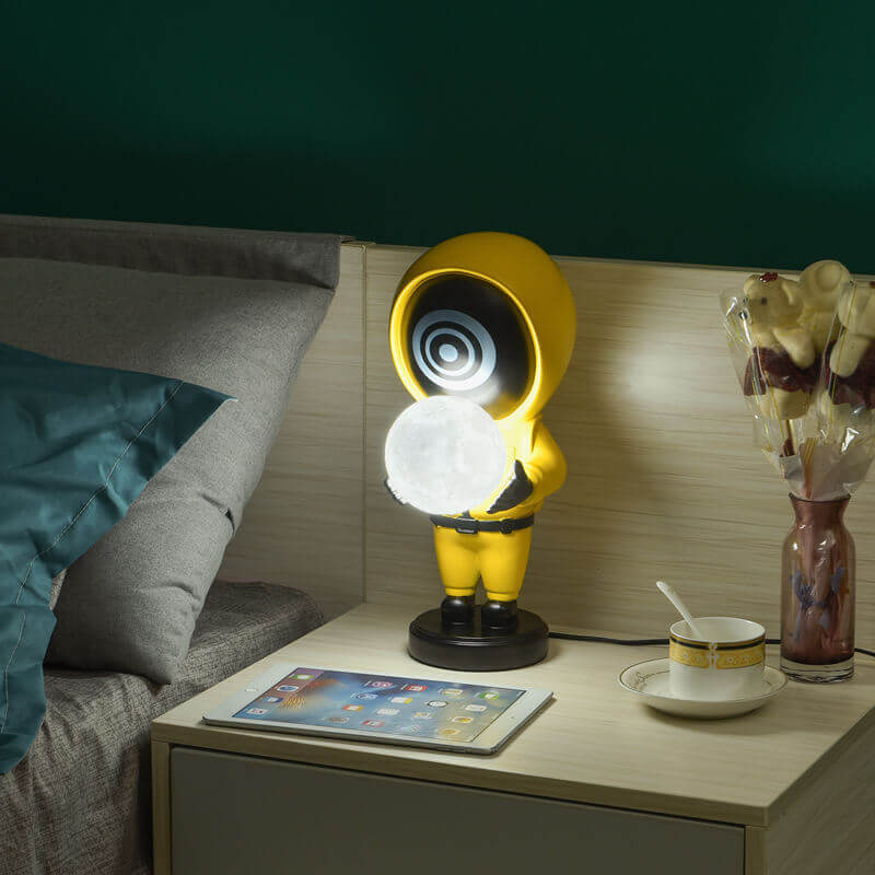 Creative Moon Desk Lamp - LAMP - DINIBLO 