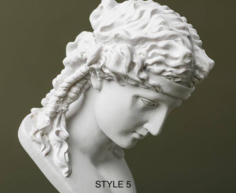 CLASSICAL SCULPTURE -  - DINIBLO 