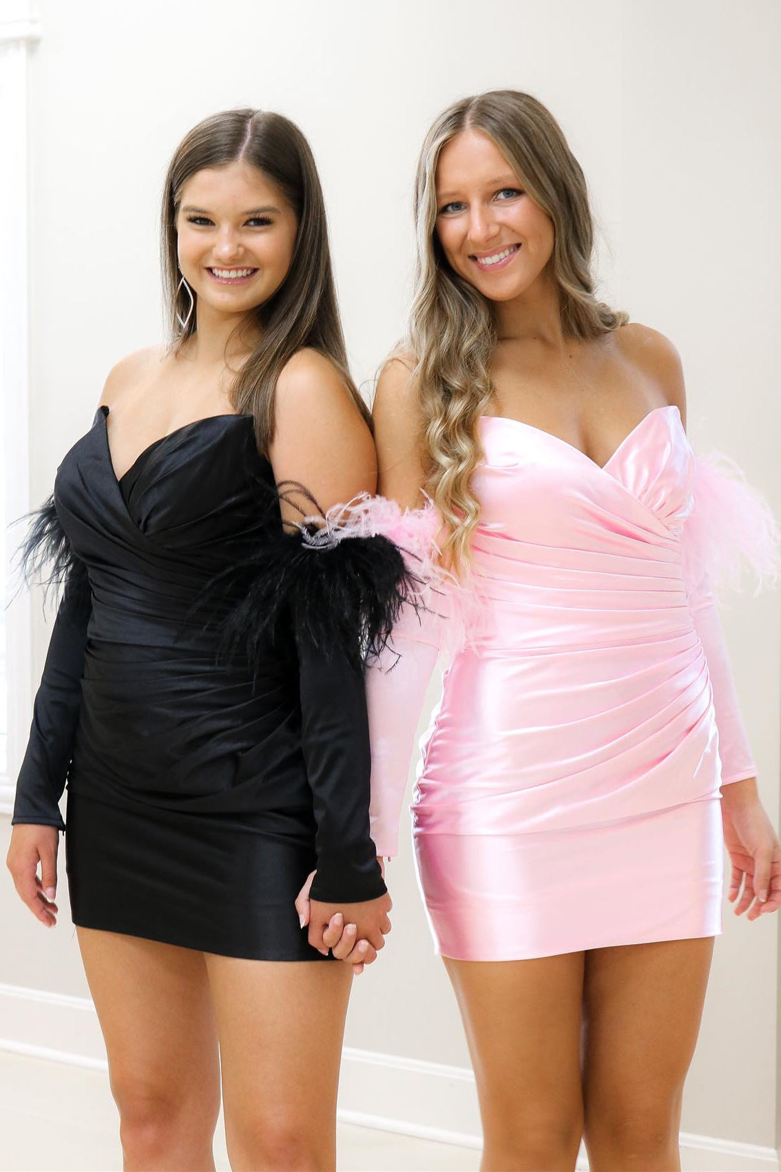 Rosalyn |Sheath Satin Strapless Homecoming Dress with Long Sleeves - Homecoming Dress - DINIBLO 