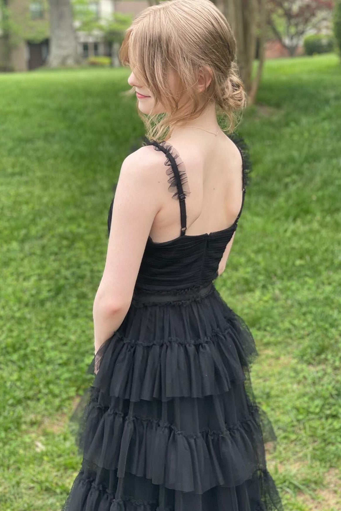 Yasmine | V-Neck Black Layered Tulle A-Line Prom Dress - Prom Dress - DINIBLO 