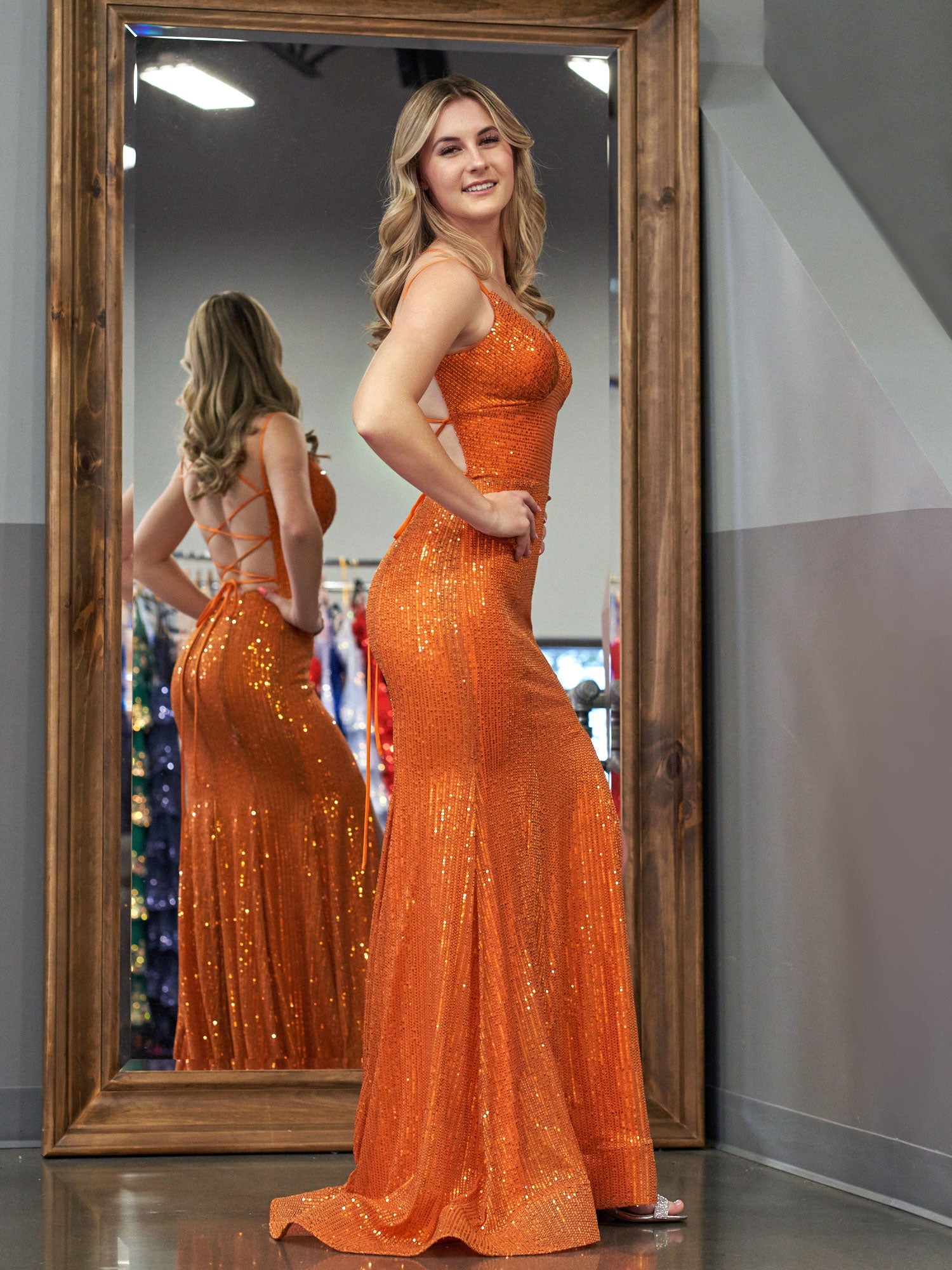 Emaree | Sparkly Mermaid V Neck Sequins Long Prom Dresses with Slit - Dresses - DINIBLO 