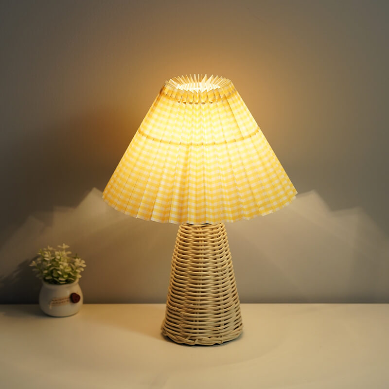 Rattan Pleated Table Lamp - LAMP - DINIBLO 