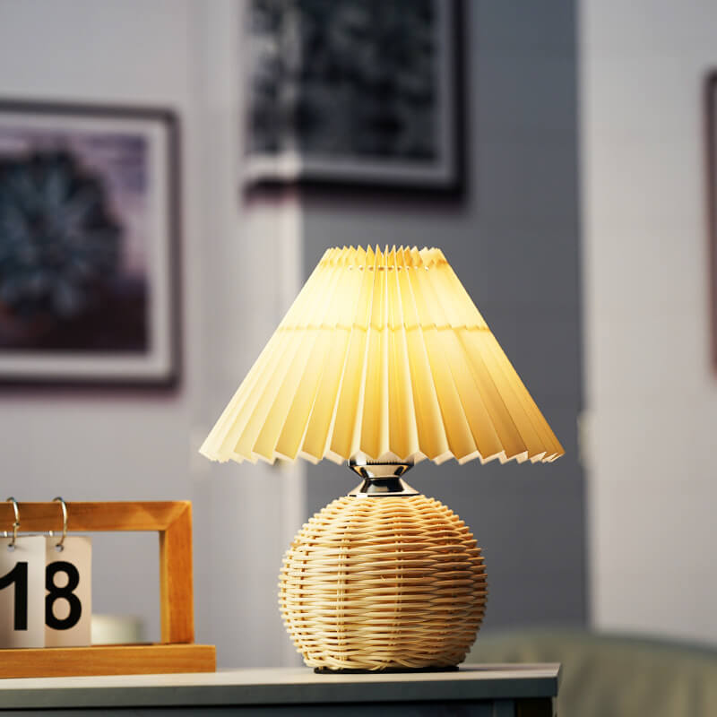 Rattan Pleated Table Lamp - LAMP - DINIBLO 