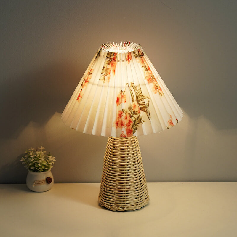 Rattan Pleated Table Lamp - LAMP - DINIBLO 