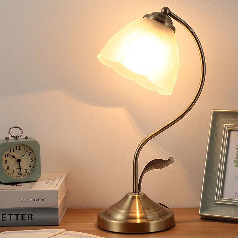 Retro Glass Tiffany Table Lamp - LAMP - DINIBLO 