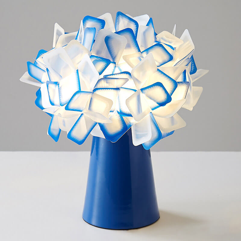 Romantic Petal Table Lamp - Table Lamp - DINIBLO 