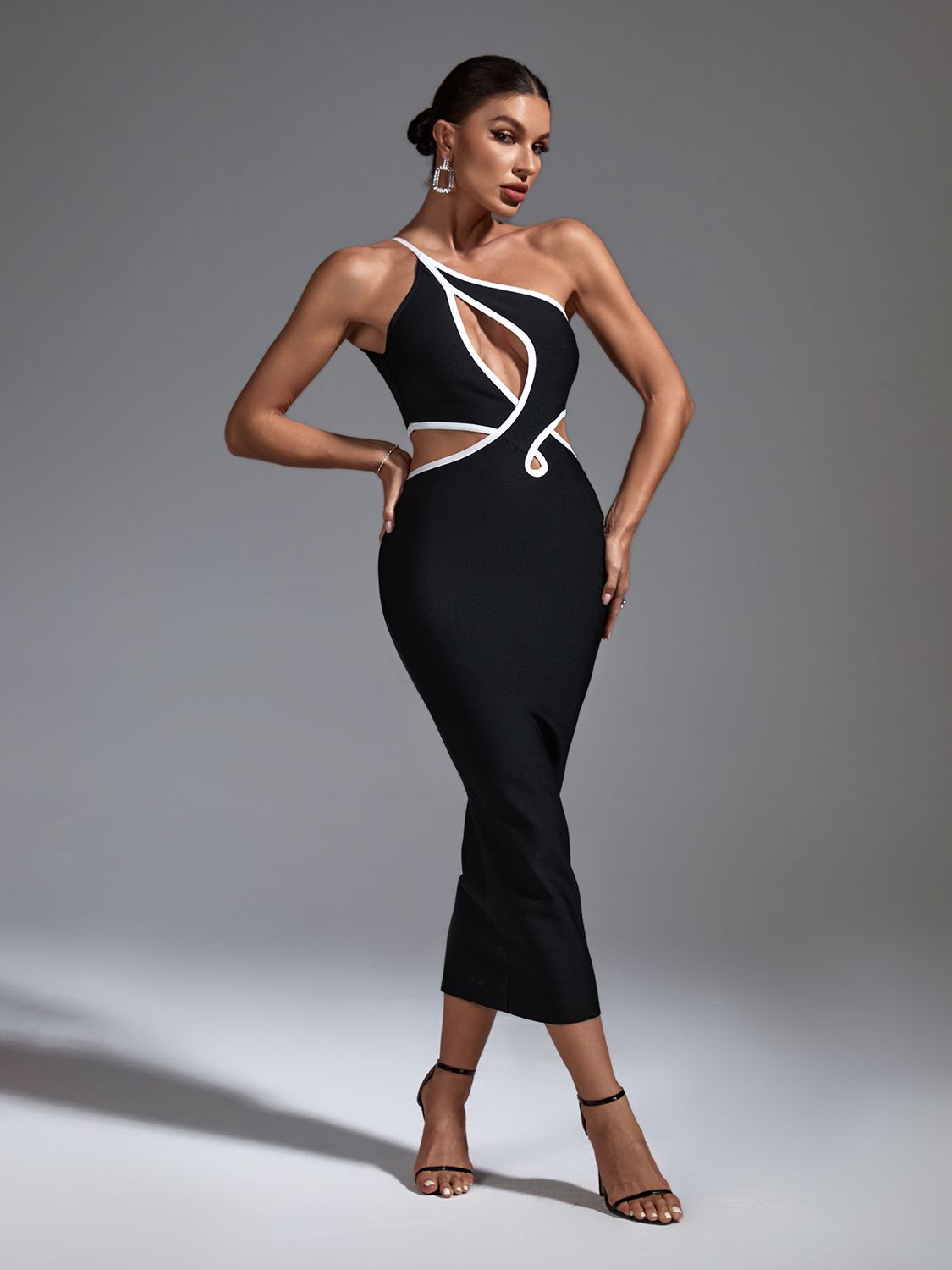 Sleek Black Cut Out Midi Dress - Dresses - DINIBLO 