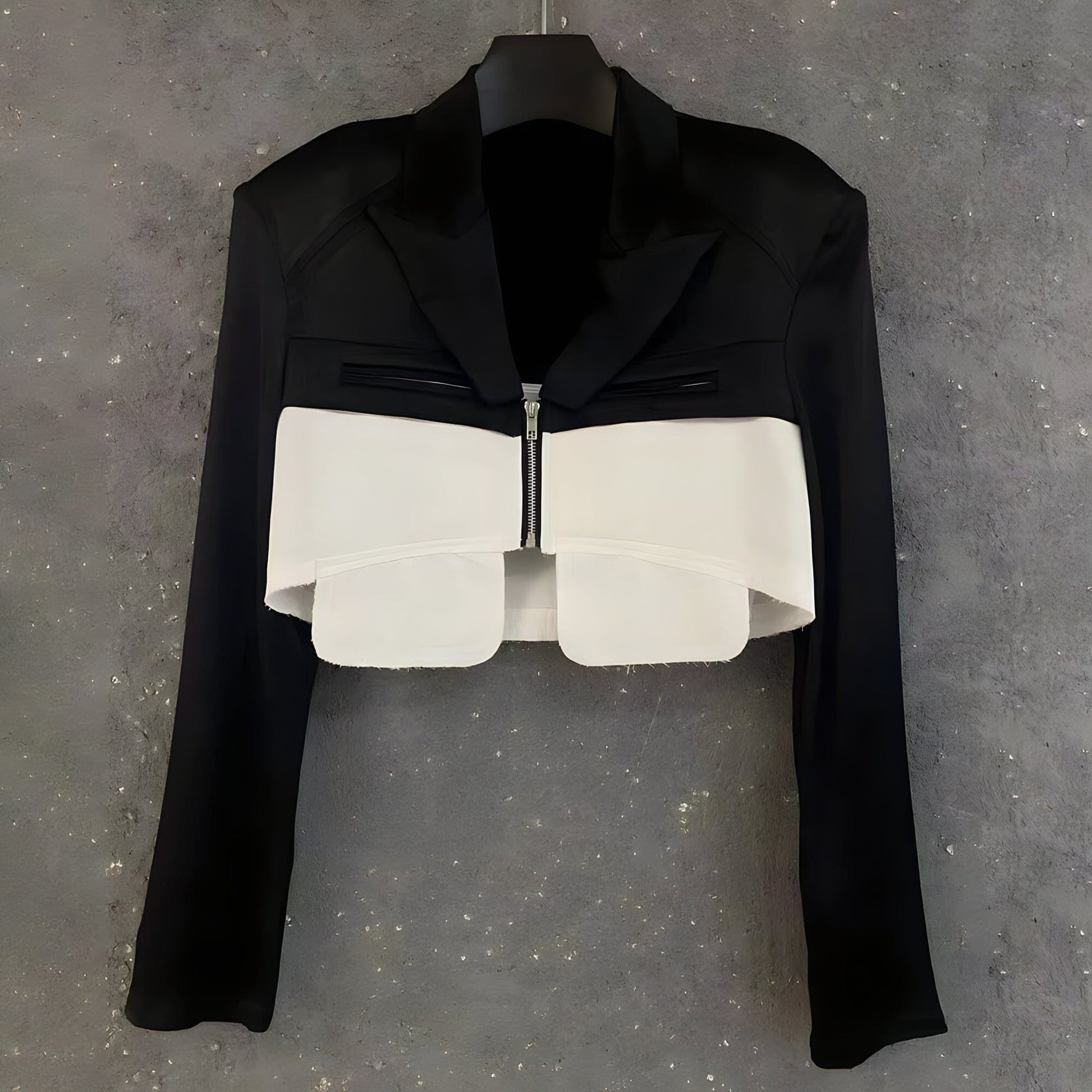 The Tracy Cropped Long Sleeve Blazer - Multiple Colors - 0 - DINIBLO 