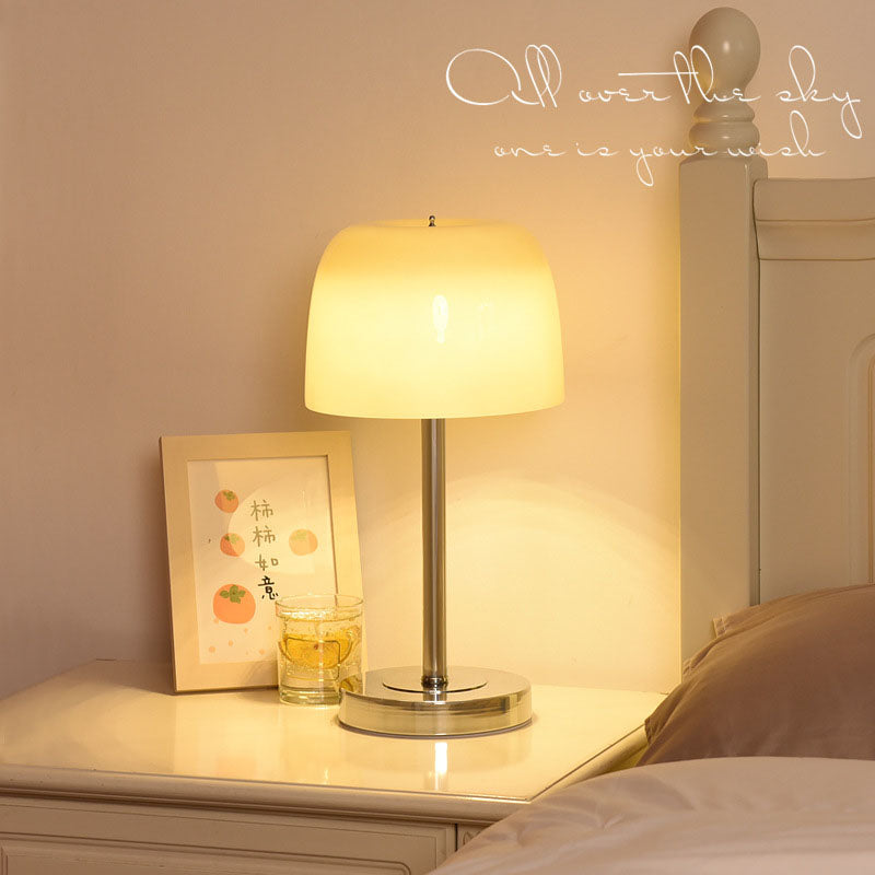 Simple Petal Table Lamp - LAMP - DINIBLO 