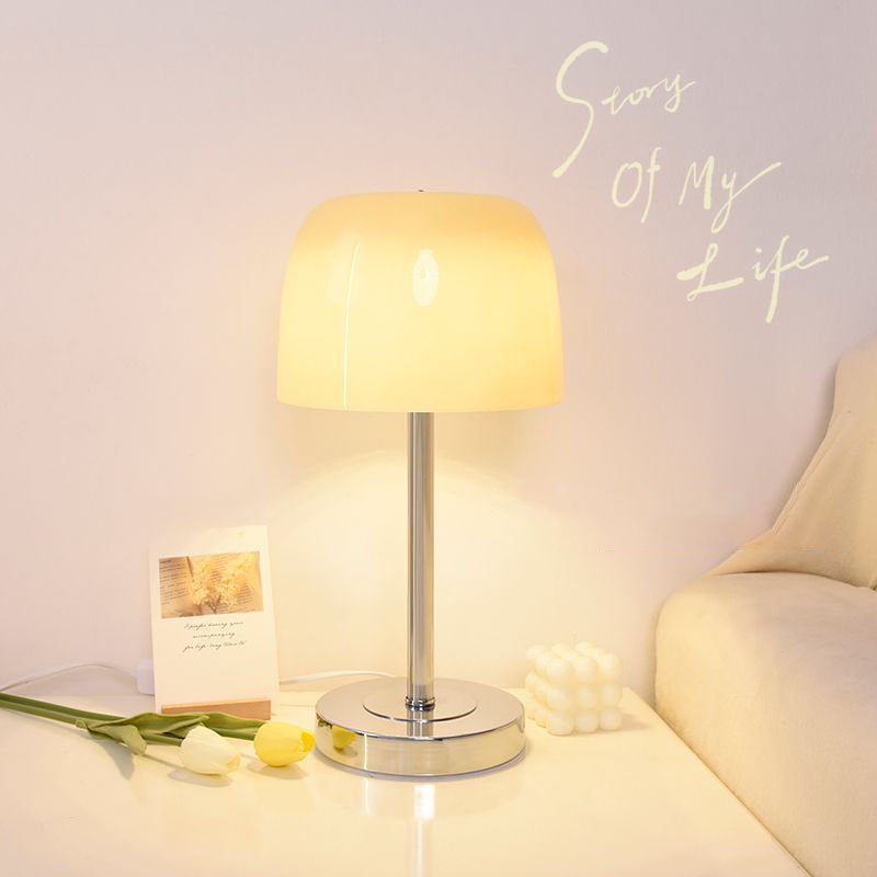 Simple Petal Table Lamp - LAMP - DINIBLO 