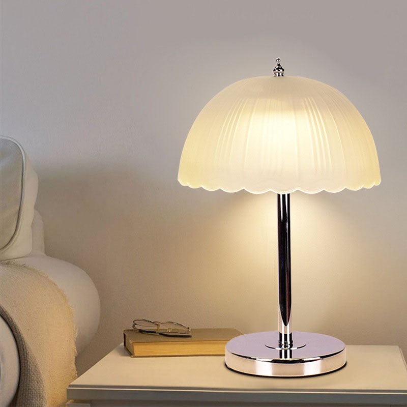 Simple Petal Table Lamp - LAMP - DINIBLO 