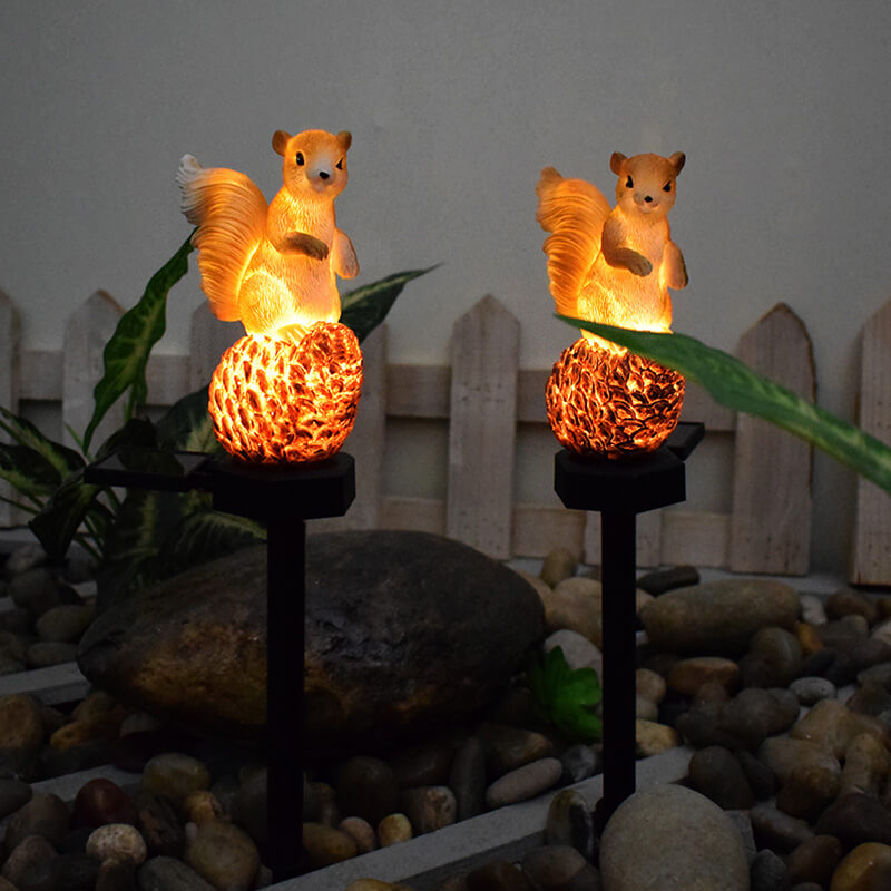 Solar Squirrel Outdoor Decorative Light - Outdoor Decorative Light - DINIBLO 