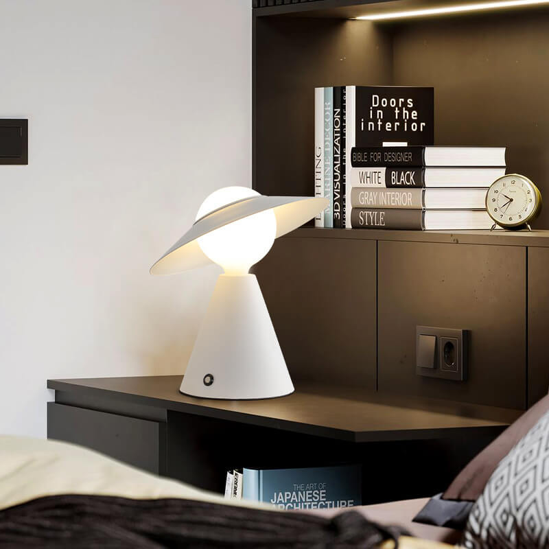 Straw Hat Table Lamp - LAMP - DINIBLO 