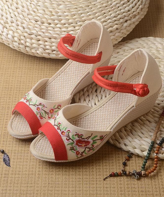 White Embroideried Sandals SplicingBuckle Strap Wedge Sandals - Sandals - DINIBLO 