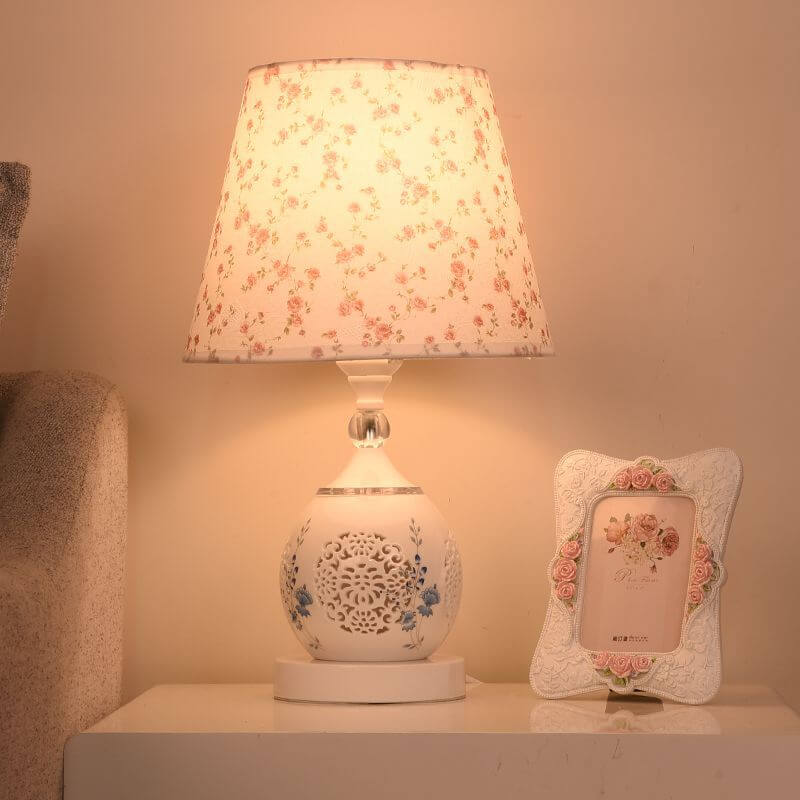 Blue And White Porcelain Ceramic Table Lamp - Table Lamp - DINIBLO 