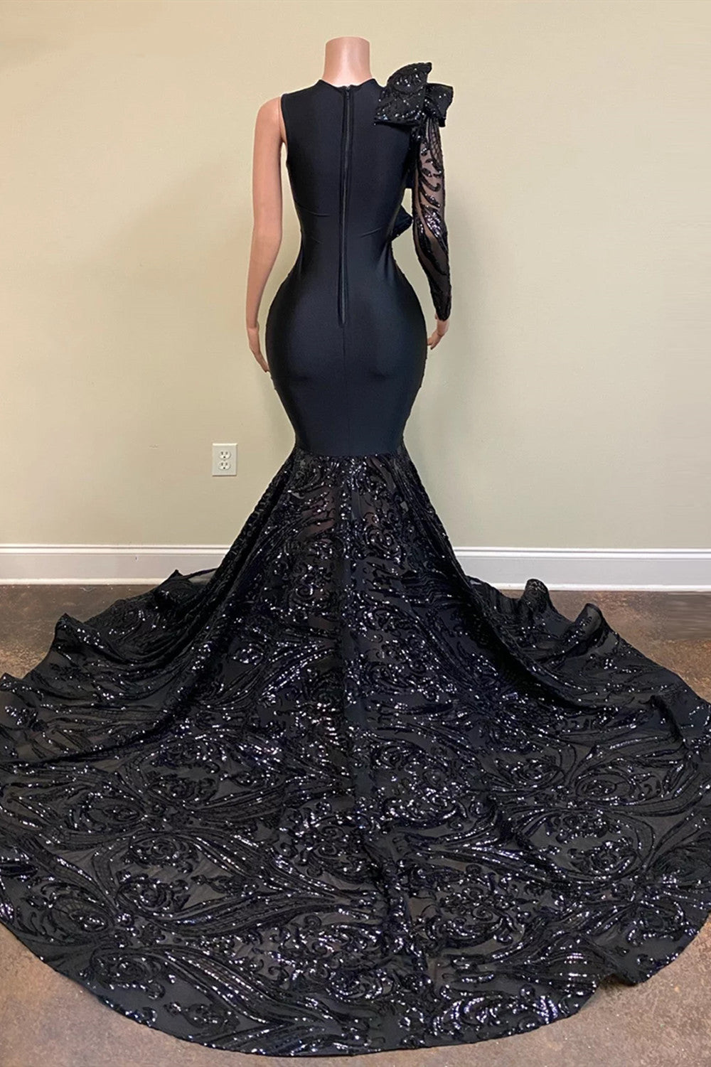 Chic Black Long Sleeve Asymmetrical Floor Length Mermaid Prom Dress - Prom Dresses - DINIBLO 