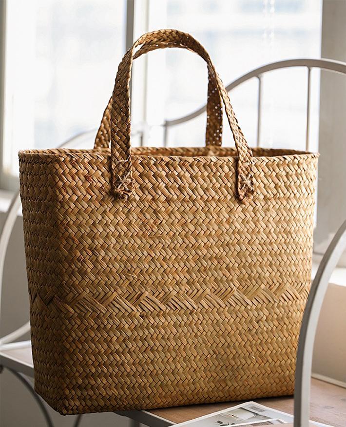 Farmhouse Large Handwoven Basket With Handle - Organization > Storage Containers > Storage Baskets & Bins & Boxes - DINIBLO 