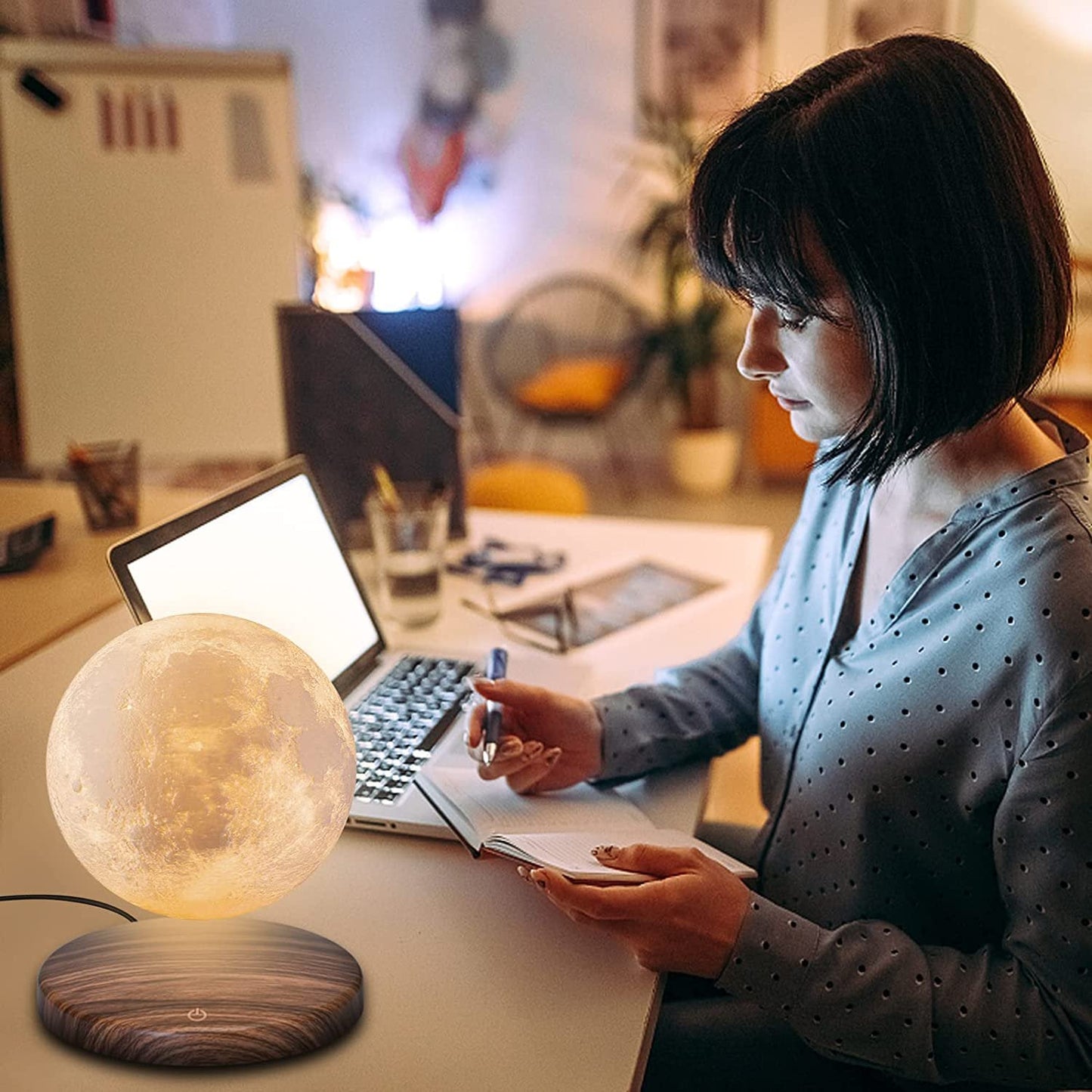 Levitating Moon Lamp - Levitating Moon Lamp - DINIBLO 