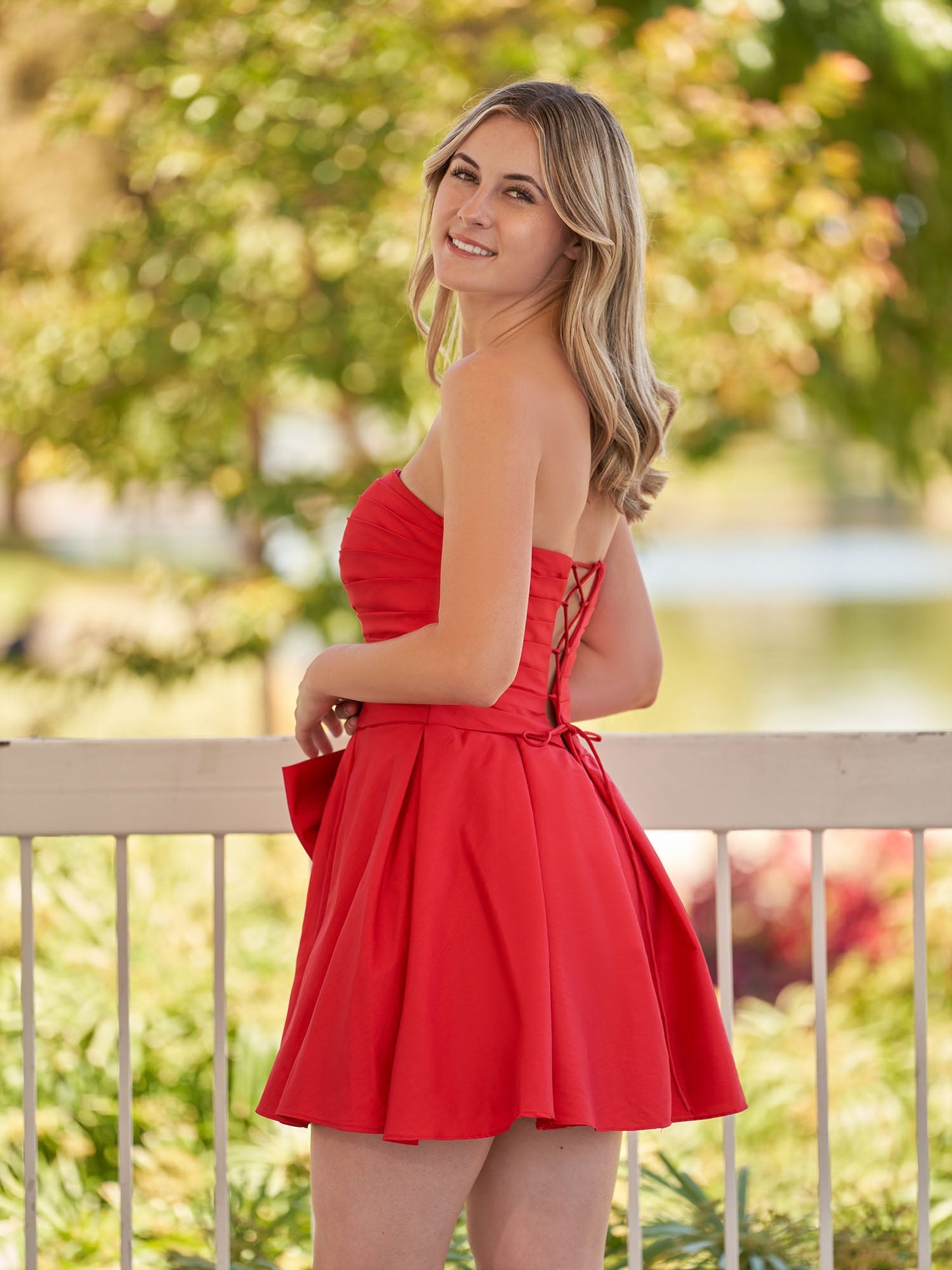 Fern | A-Line Red Strapless Mini Homecoming Dress with Bow - Homecoming Dresses - DINIBLO 