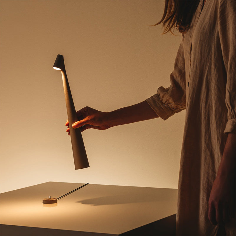 Skinny Wireless Table Lamp - Table Lamps - DINIBLO 