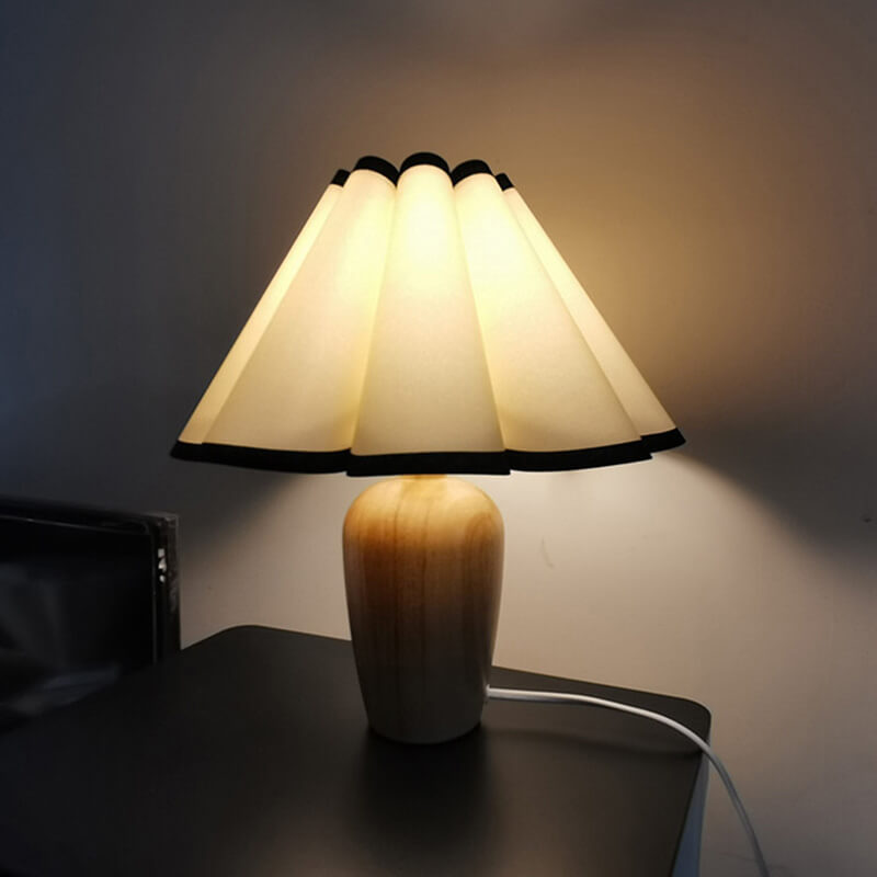 Pleated Wooden Base Table Lamp - Table Lamp - DINIBLO 