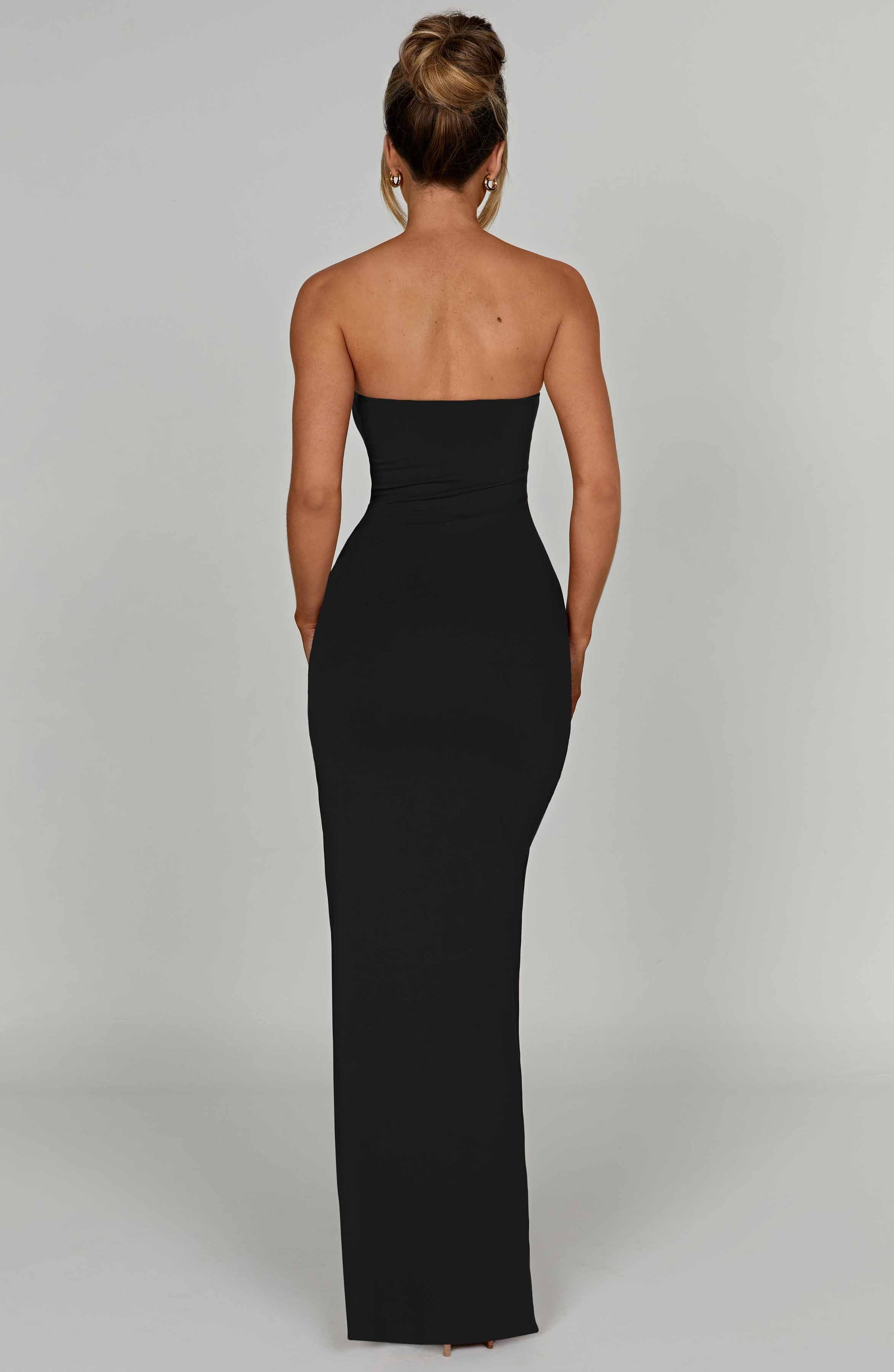 Teyana Maxi Dress - Black - Dress - DINIBLO 